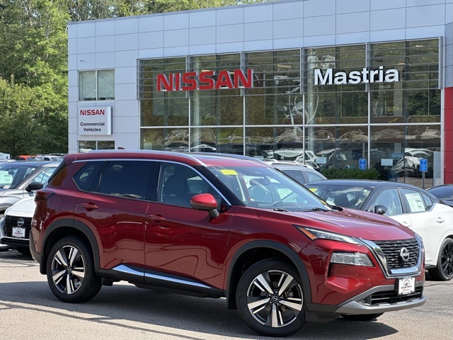 2022 Nissan Rogue SL photo 2