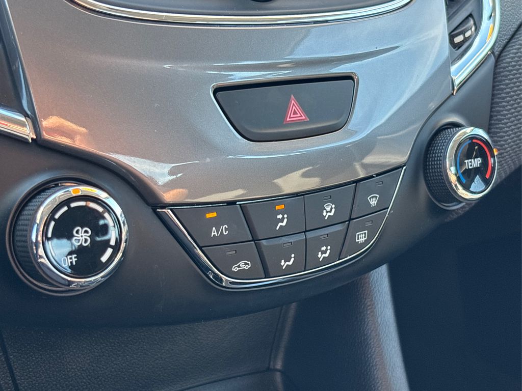 2019 Chevrolet Cruze LS photo 23
