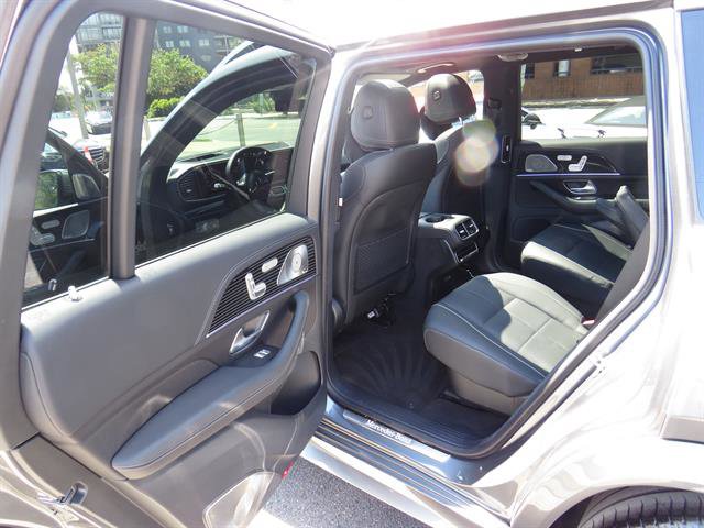 2025 Mercedes Benz GLS 450 4MATIC photo 18