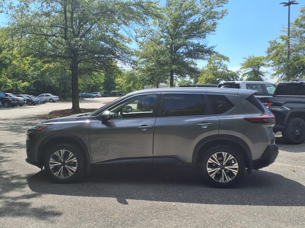 2023 Nissan Rogue SV photo 4