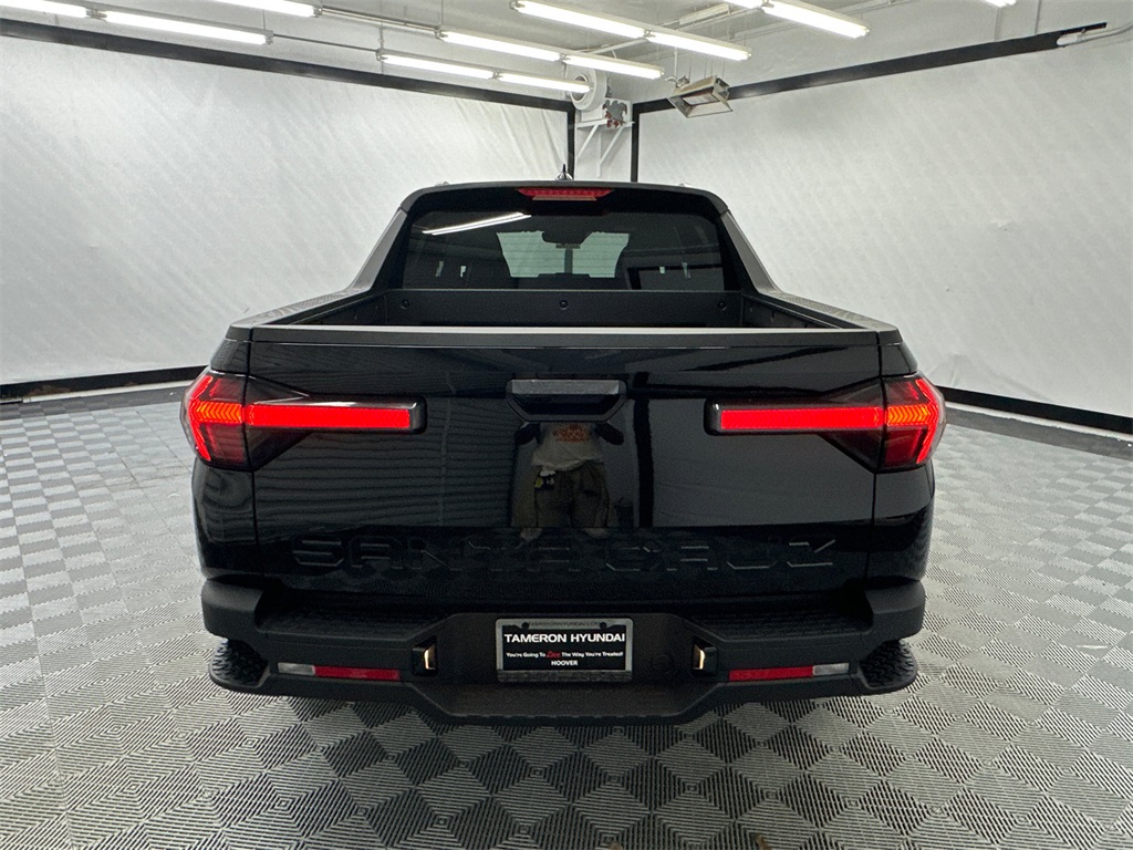 2025 Hyundai Santa Cruz SEL photo 2