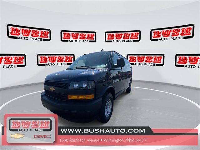 2025 Chevrolet Express Cargo 3500 photo 6