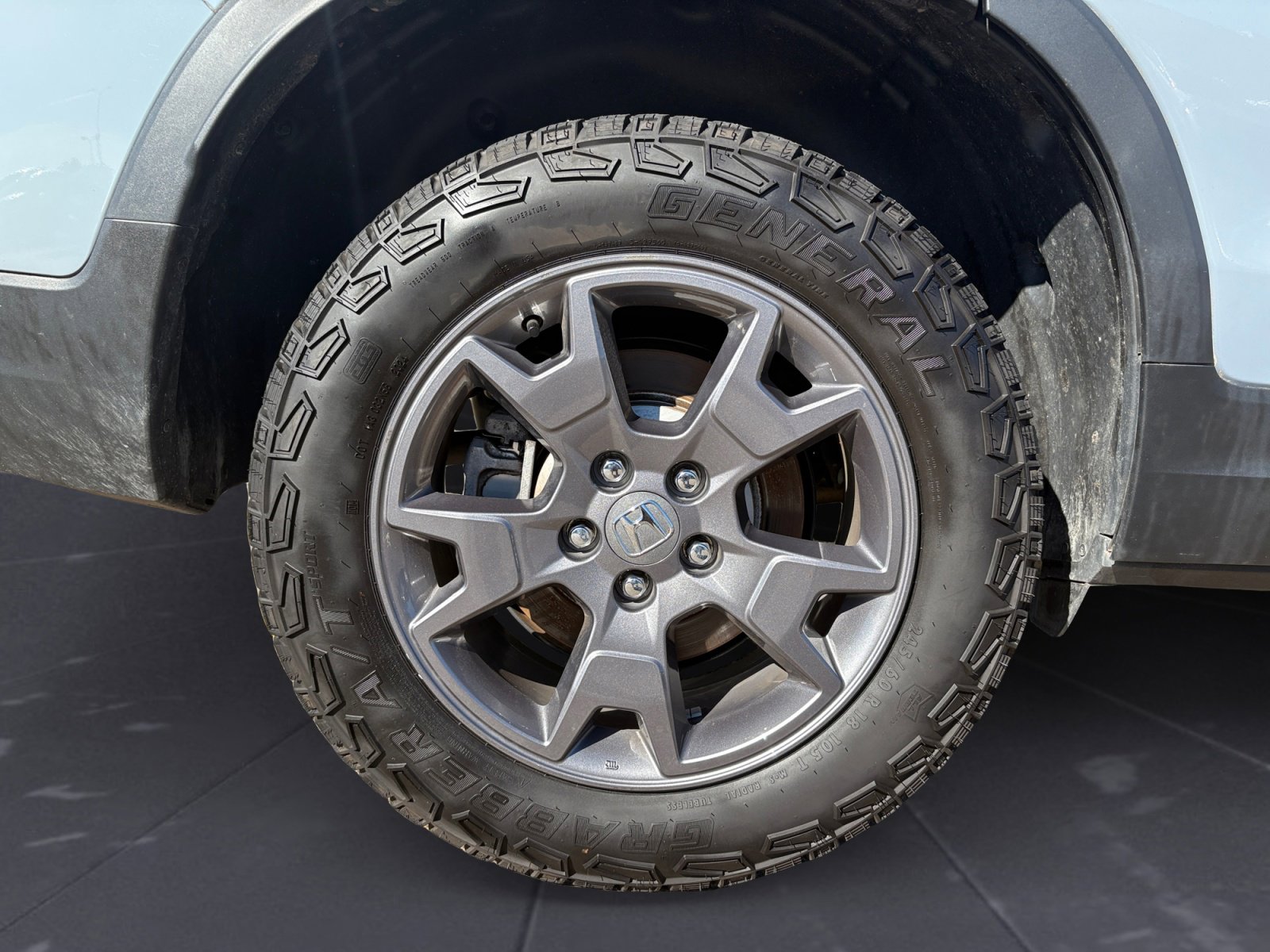 2024 Honda Passport TrailSport photo 40