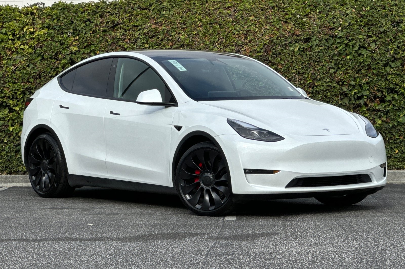 Used 2022 Tesla Model Y Performance with VIN 7SAYGDEFXNF485715 for sale in Gilroy, CA