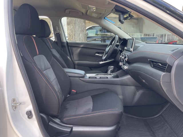 2023 Nissan Sentra SR photo 20
