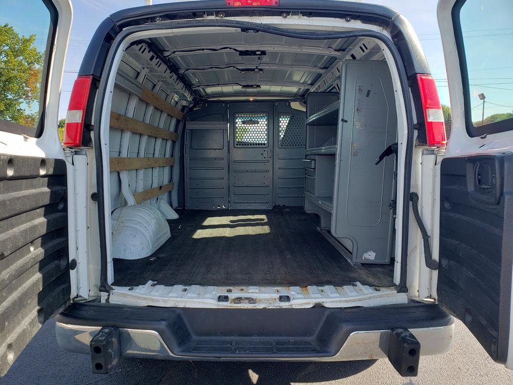 2017 Gmc Savana 2500 Cargo photo 7