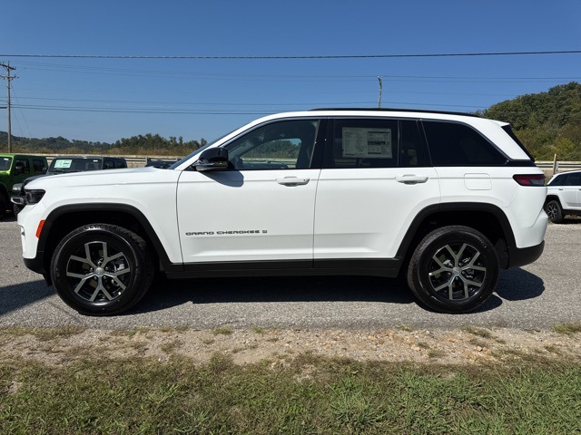 2025 Jeep Grand Cherokee Limited photo 3