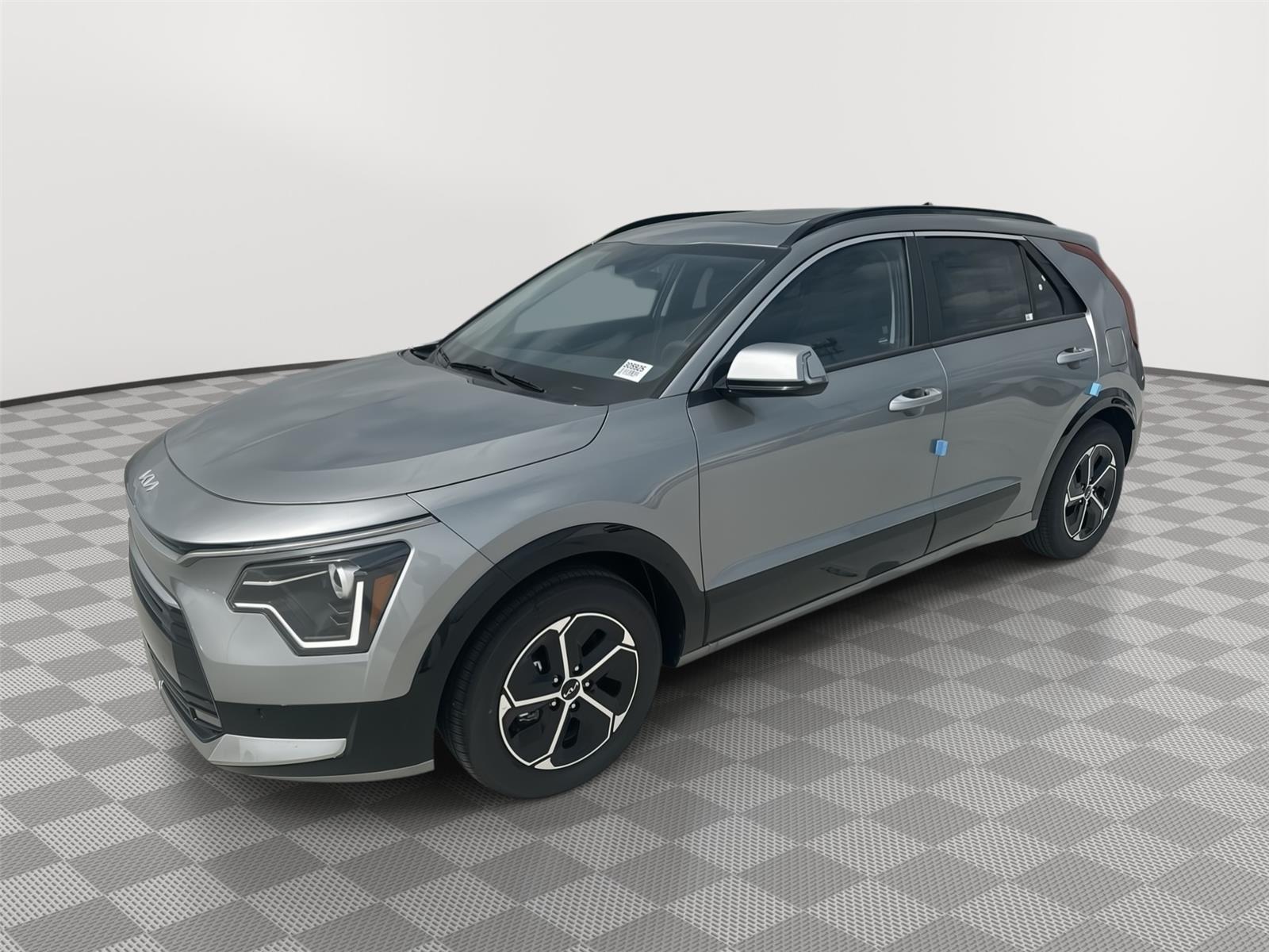 2025 Kia Niro SX's photo