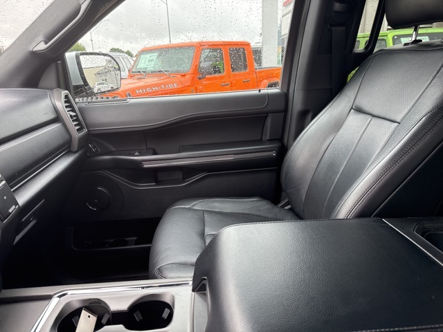 2018 Ford Expedition XLT photo 8