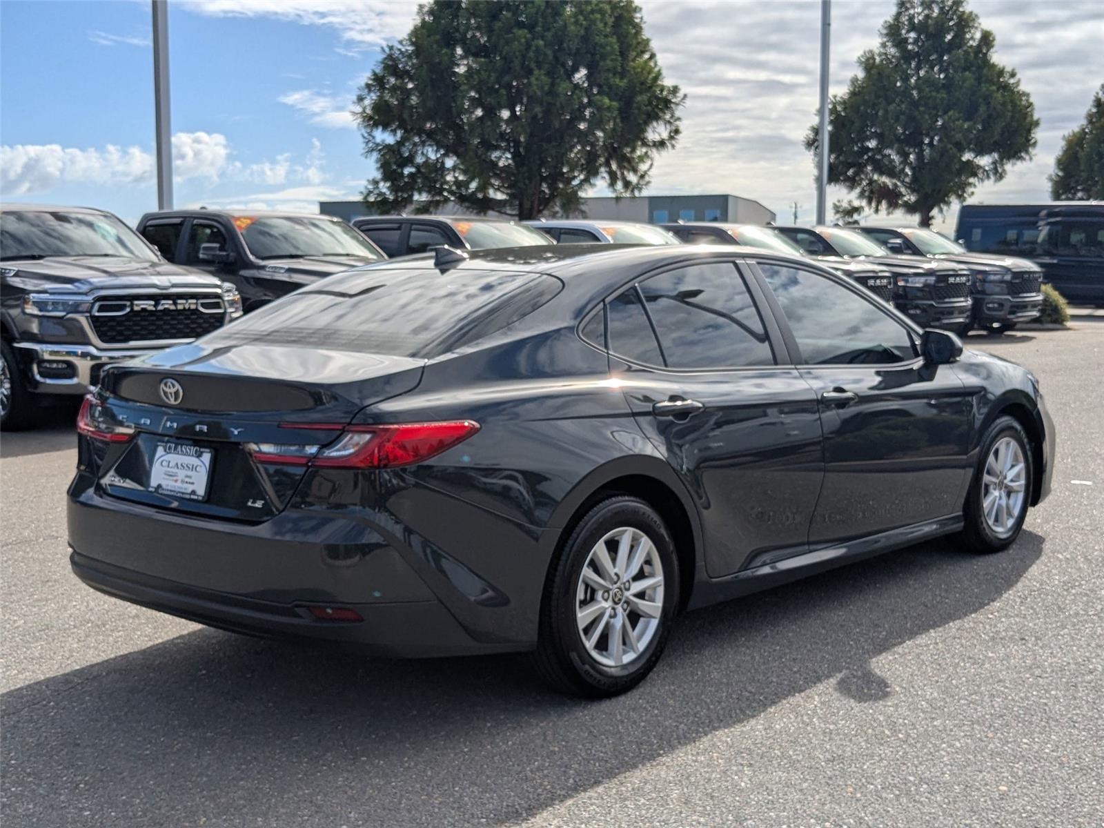 2025 Toyota Camry LE photo 3