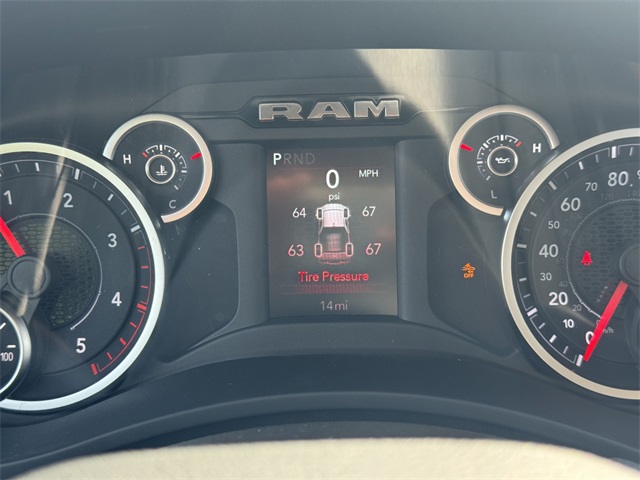 2025 Ram 2500 Big Horn photo 24