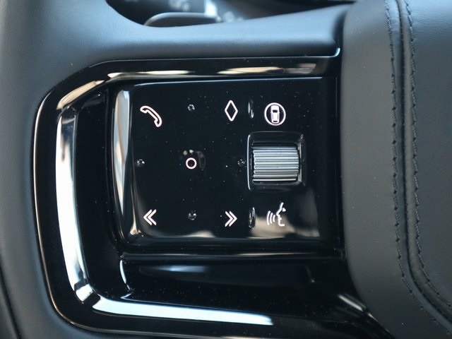 2025 Land Rover Range Rover Sport SE photo 16
