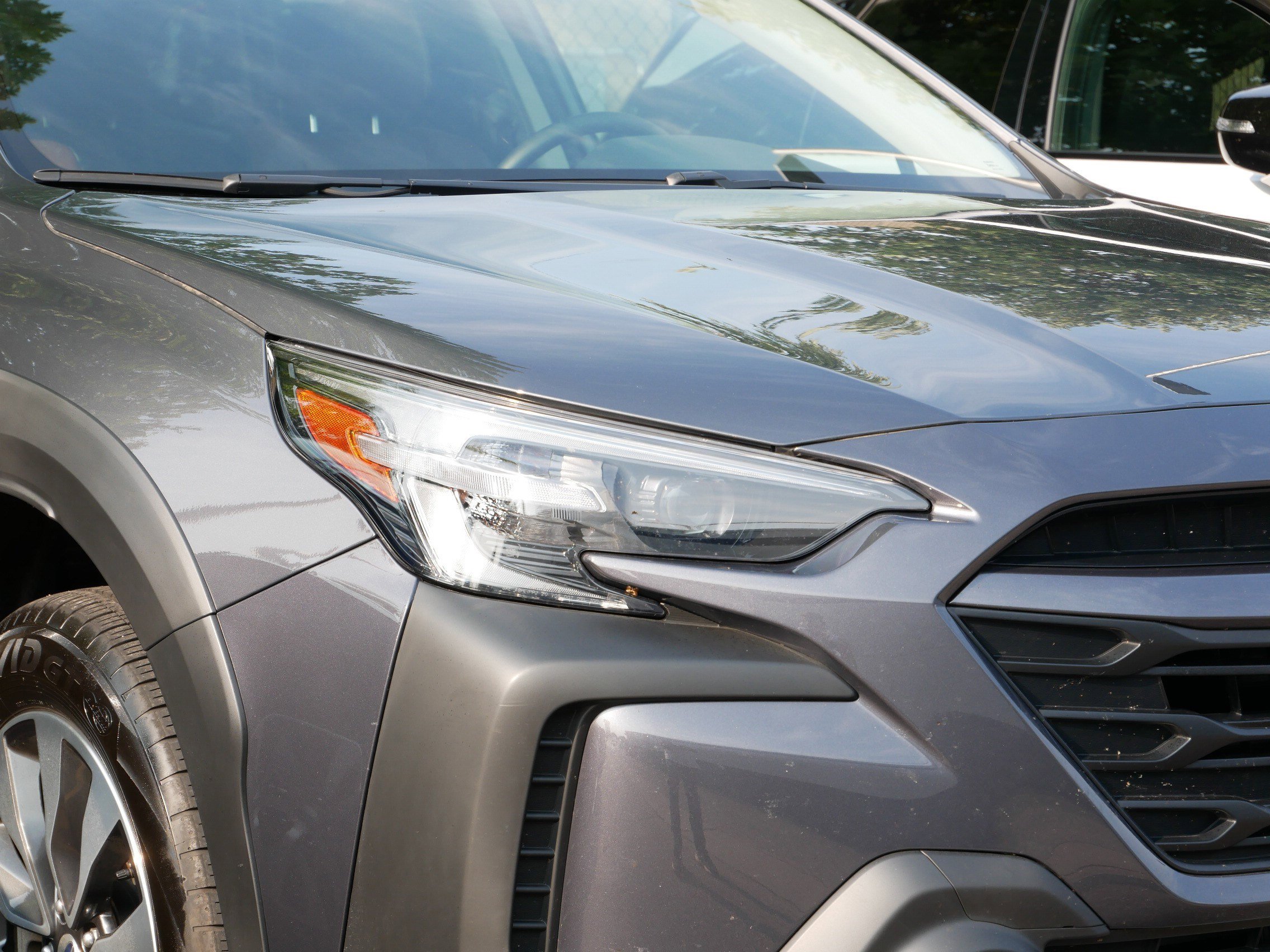 2024 Subaru Outback Touring photo 2