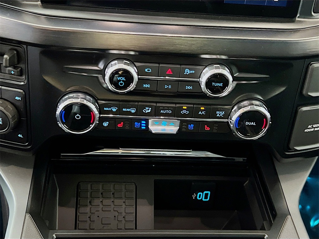 2026 Ford F-250 photo 9