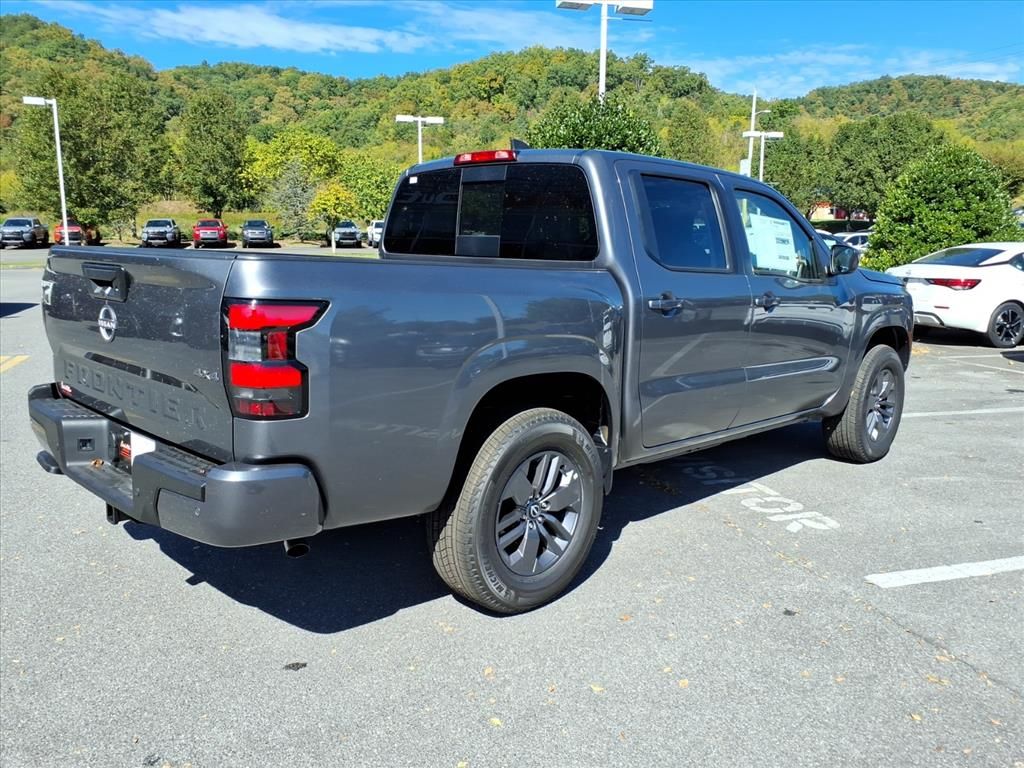 2026 Nissan Frontier SV photo 3