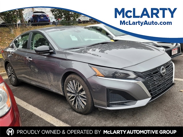 2024 Nissan Altima SV