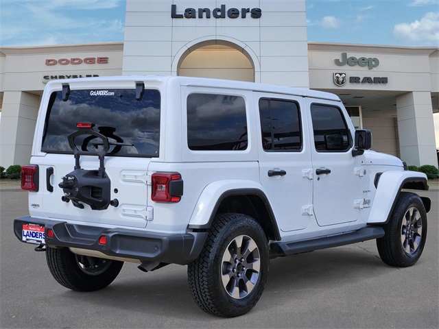 2024 Jeep Wrangler Sahara photo 2