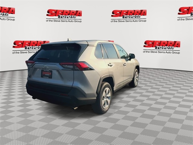 2025 Toyota RAV4 LE photo 9