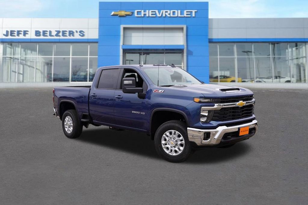2026 Chevrolet Silverado 3500HD LT's photo
