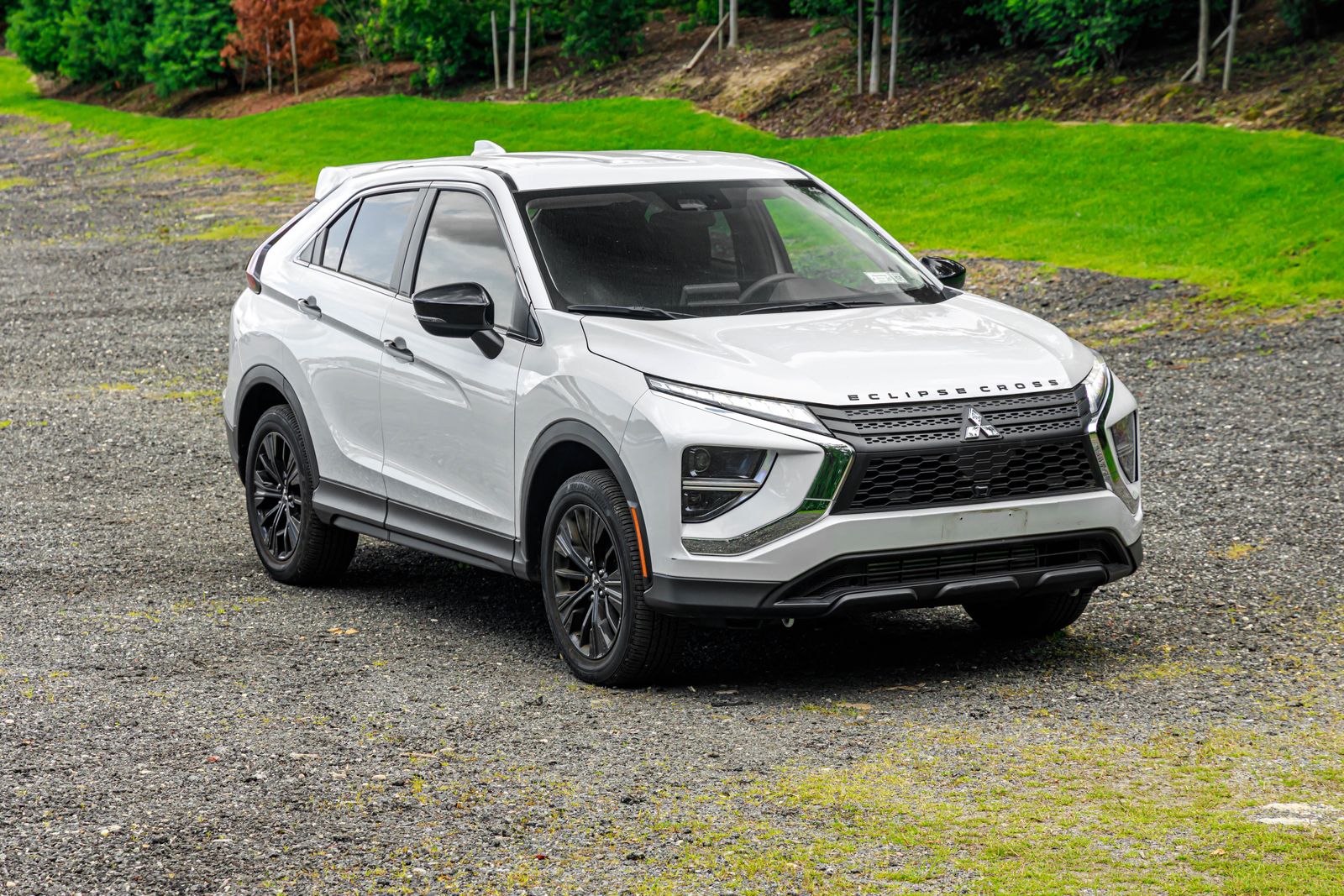 2022 Mitsubishi Eclipse Cross LE SEL GT photo 11