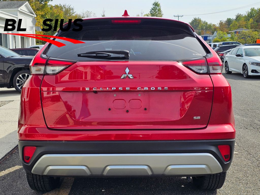 2024 Mitsubishi Eclipse Cross SE photo 2