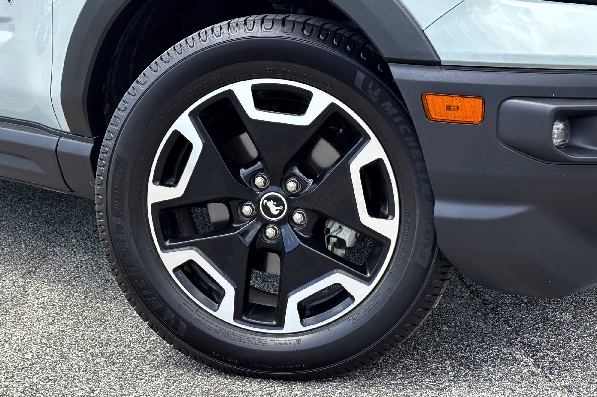 2022 Ford Bronco Sport Outer Banks photo 2