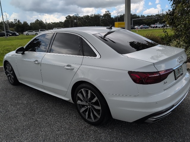 2021 Audi A4 40 Premium Plus Quattro photo 5