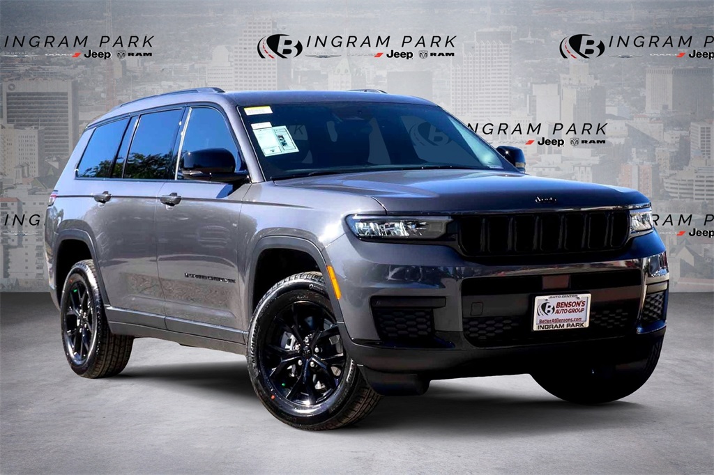 2025 Jeep Grand Cherokee L Altitude's photo