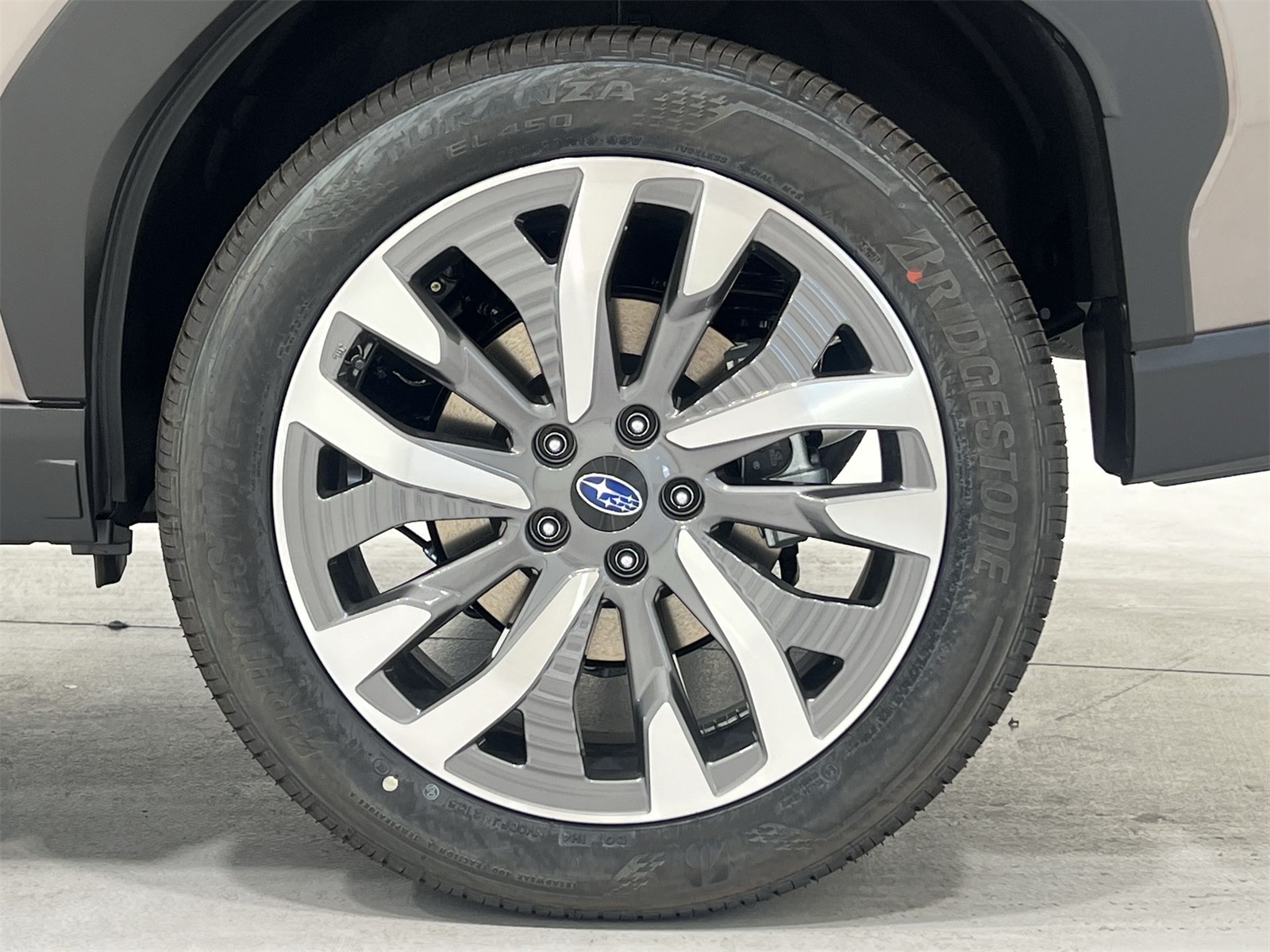 2025 Subaru Forester Touring photo 10