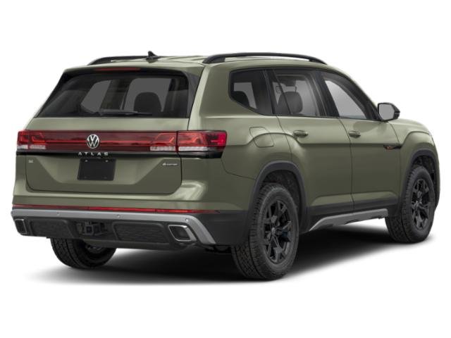 2025 Volkswagen Atlas Peak Edition SE photo 2