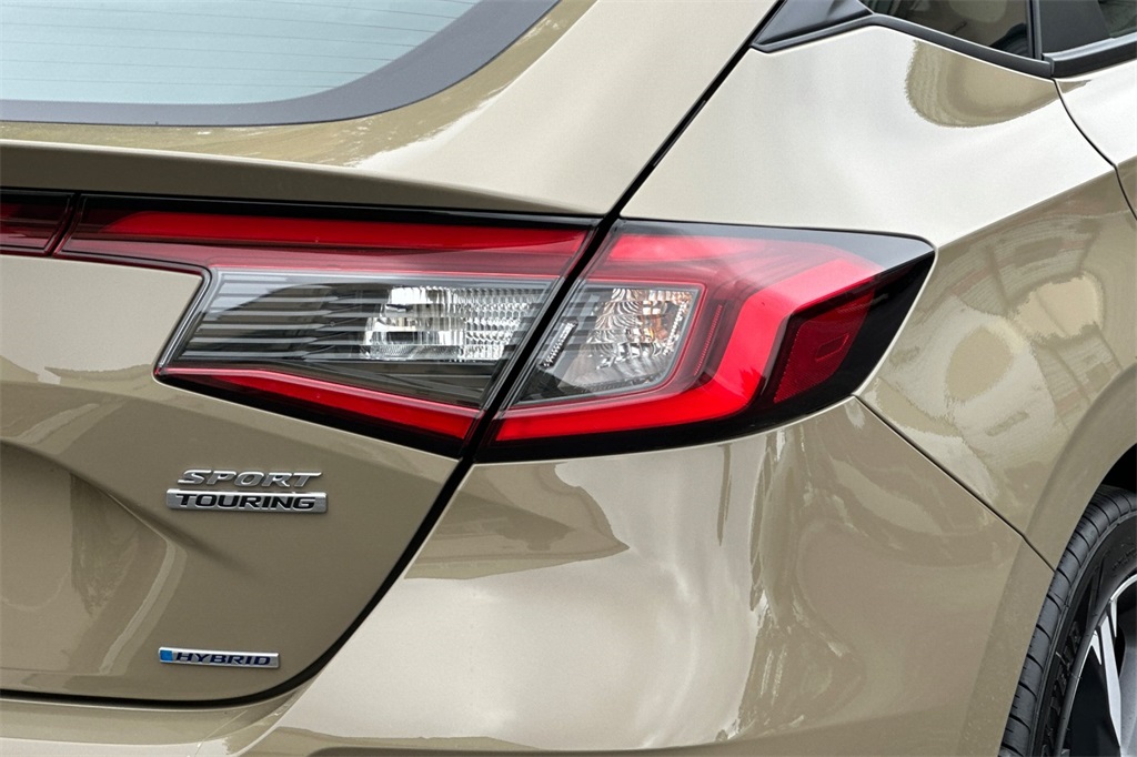 2025 Honda Civic Hatchback Hybrid Sport Touring photo 24