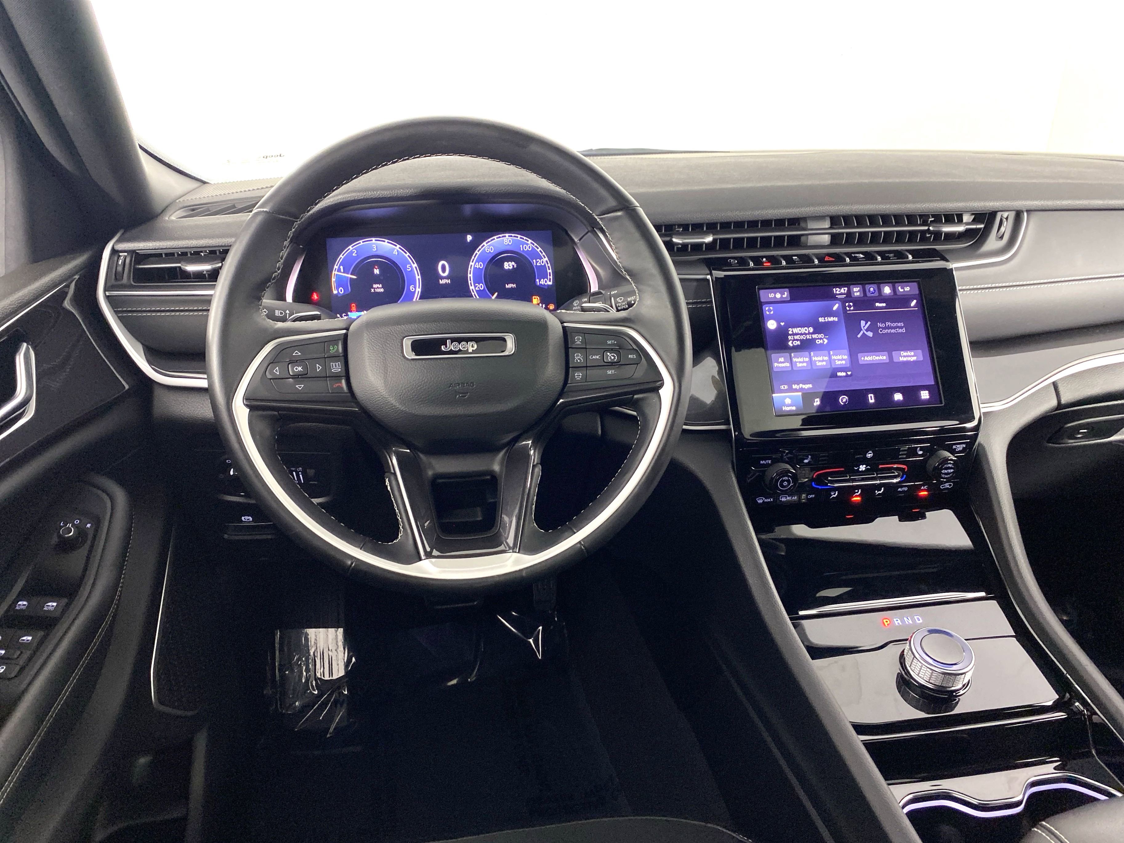 2022 Jeep Grand Cherokee Altitude photo 2