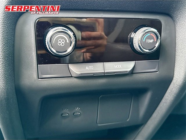 2026 Chevrolet Traverse photo 20
