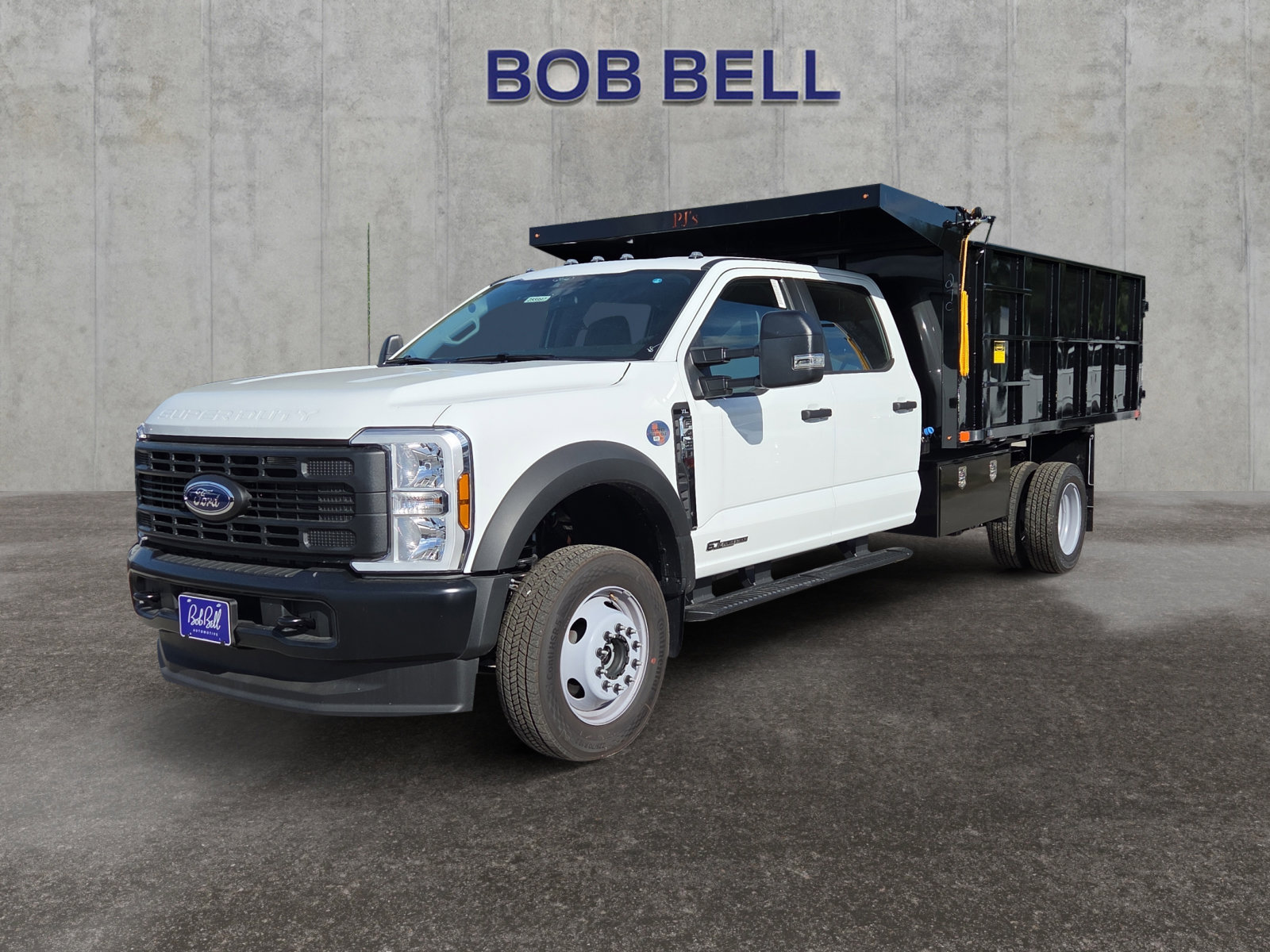 2025 Ford F-450 Super Duty Chassis Cab XL's photo