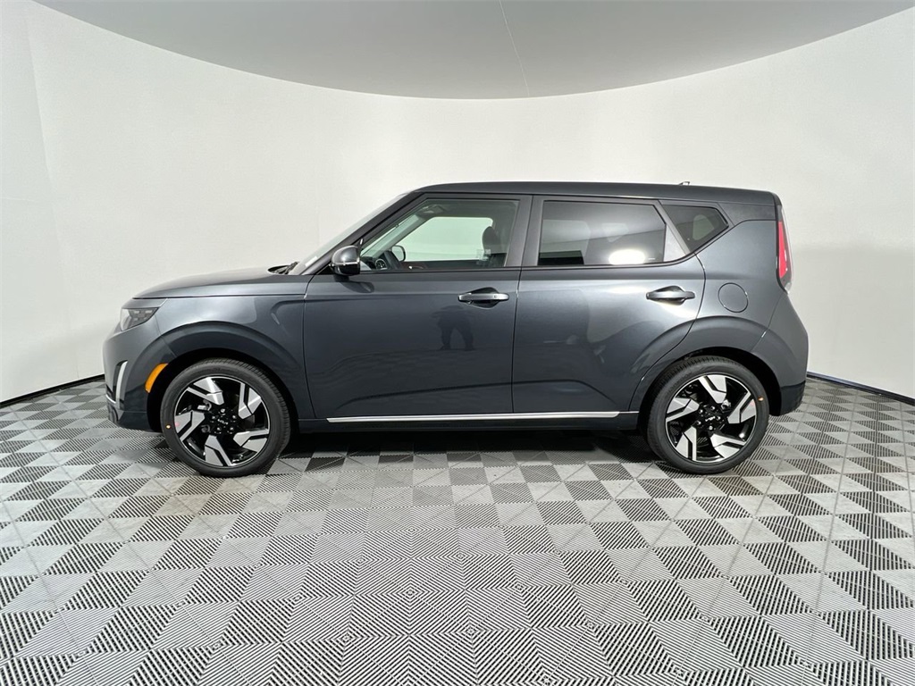 2025 Kia Soul GT-Line photo 5
