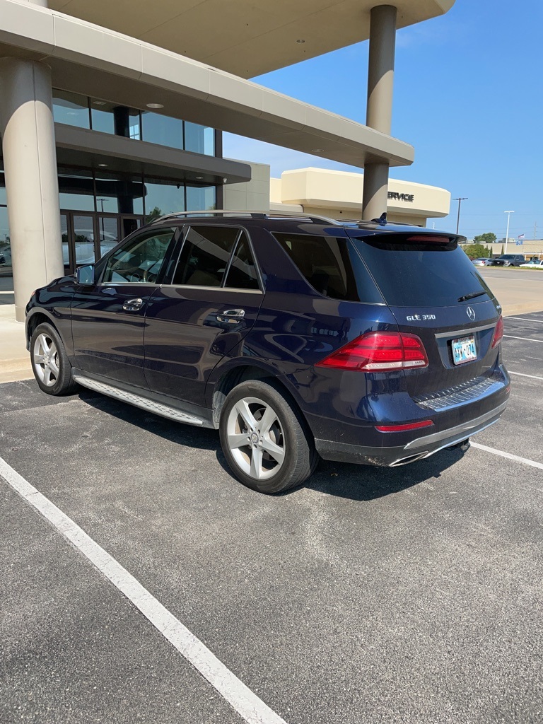 2016 Mercedes Benz GLE 350 4MATIC photo 4