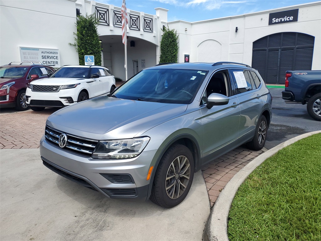2020 Volkswagen Tiguan SE photo 3
