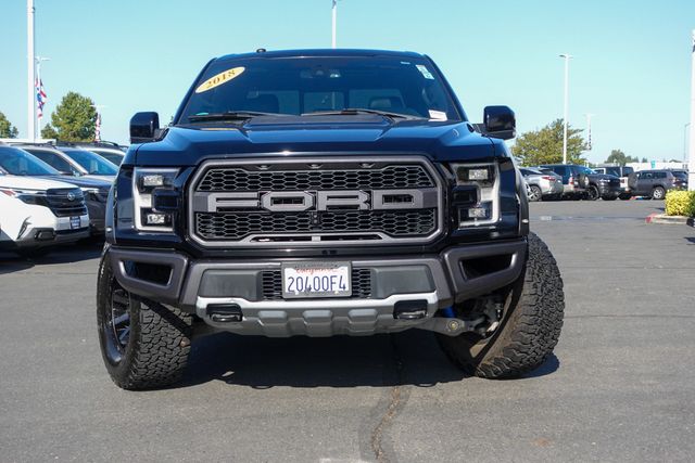 2018 Ford F-150 Raptor photo 2