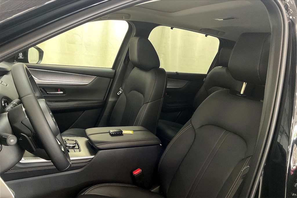 2026 MAZDA CX-90 - Image 8