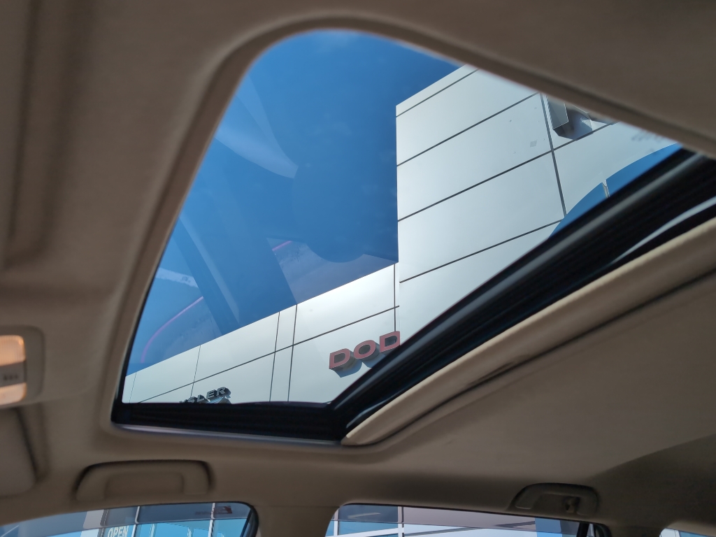 2010 Toyota RAV4 Limited photo 23
