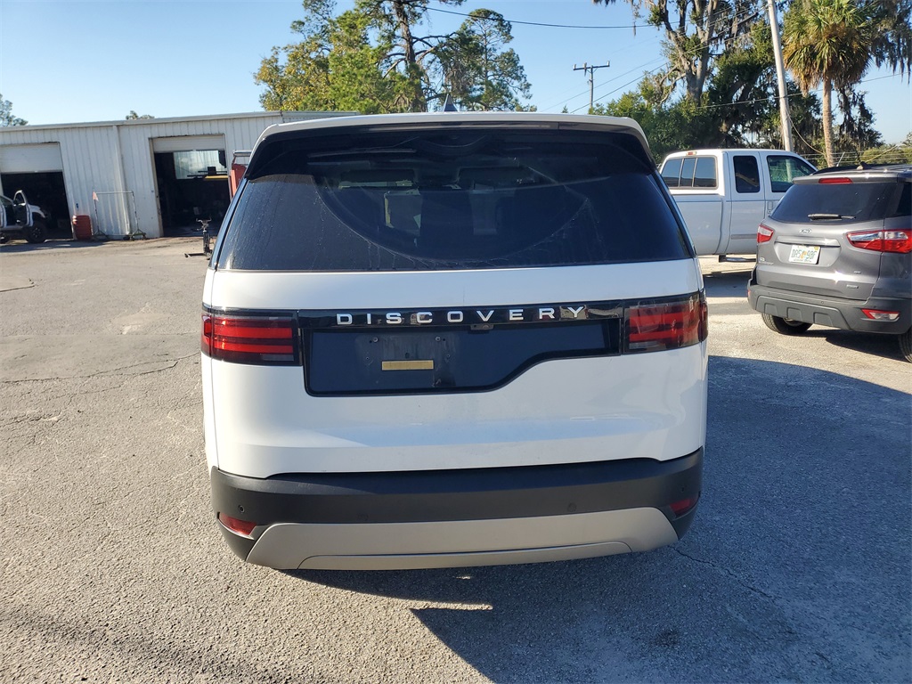 2024 Land Rover Discovery S photo 4