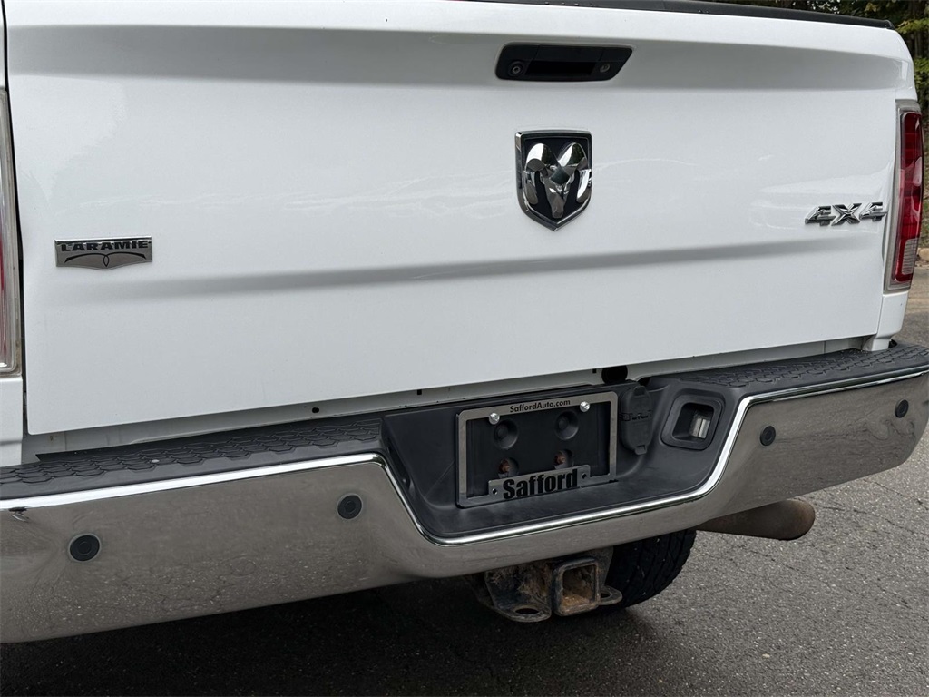2015 Ram 2500 Laramie photo 11