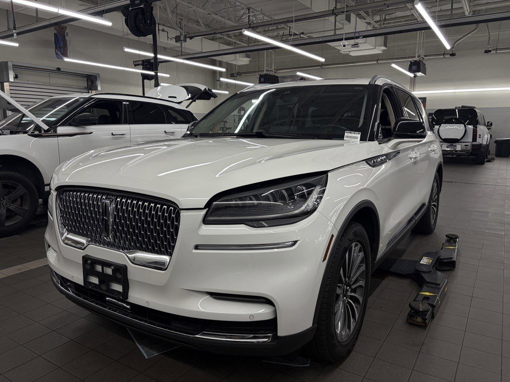 2022 Lincoln Aviator Reserve's photo