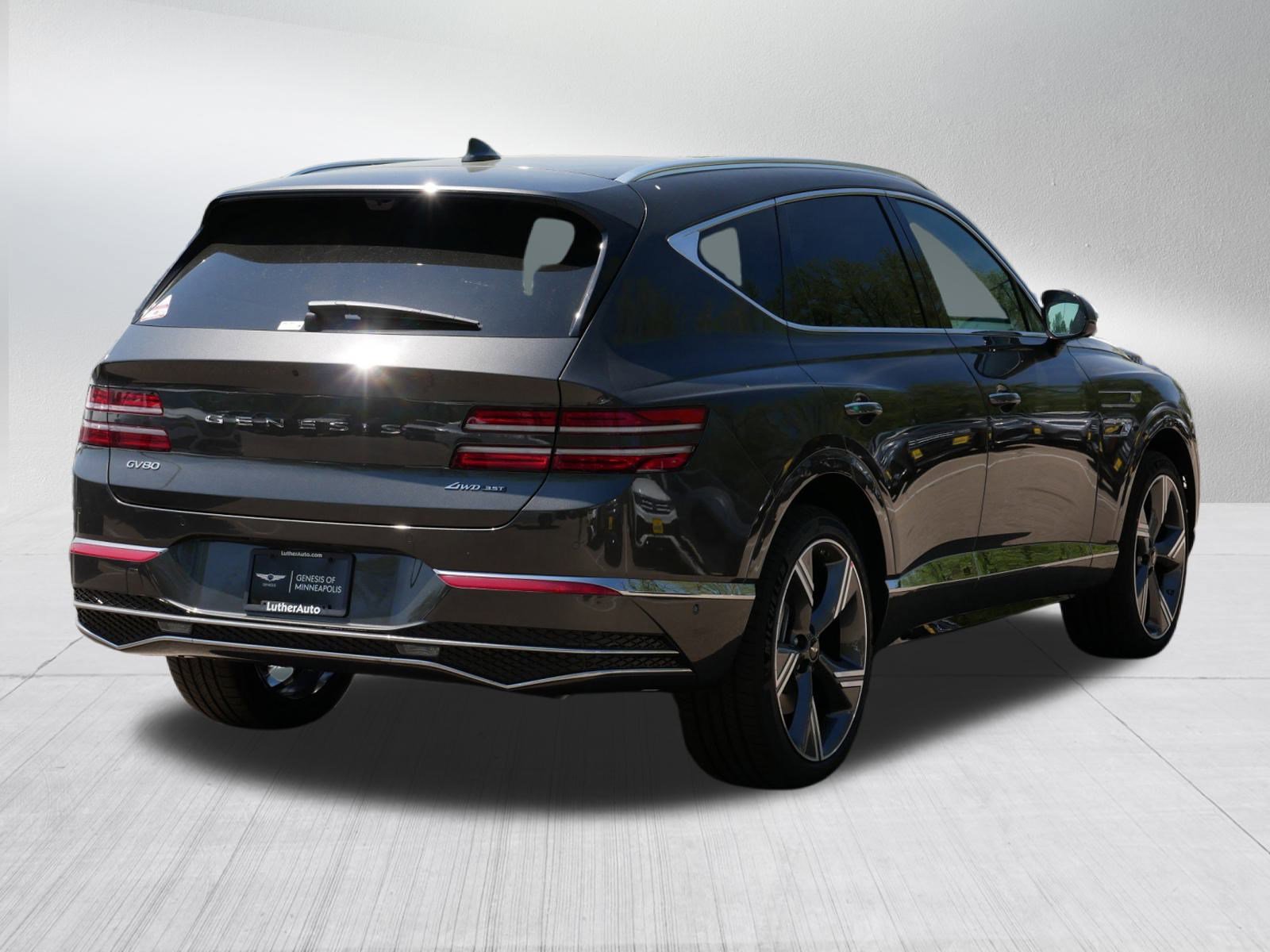 2025 Genesis GV80 3.5T Prestige AWD photo 4