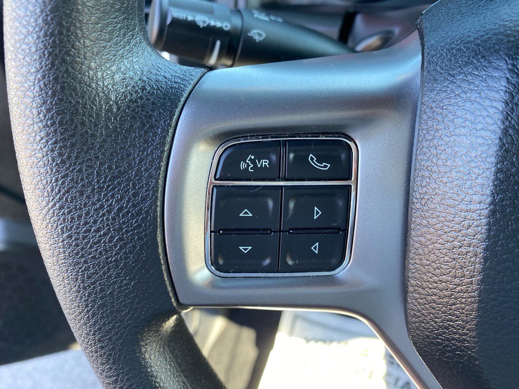 2022 Ram 1500 Classic Warlock photo 16
