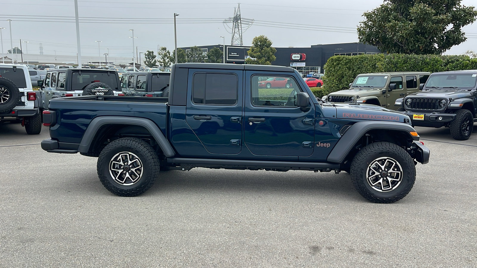 2025 Jeep Gladiator Rubicon photo 3