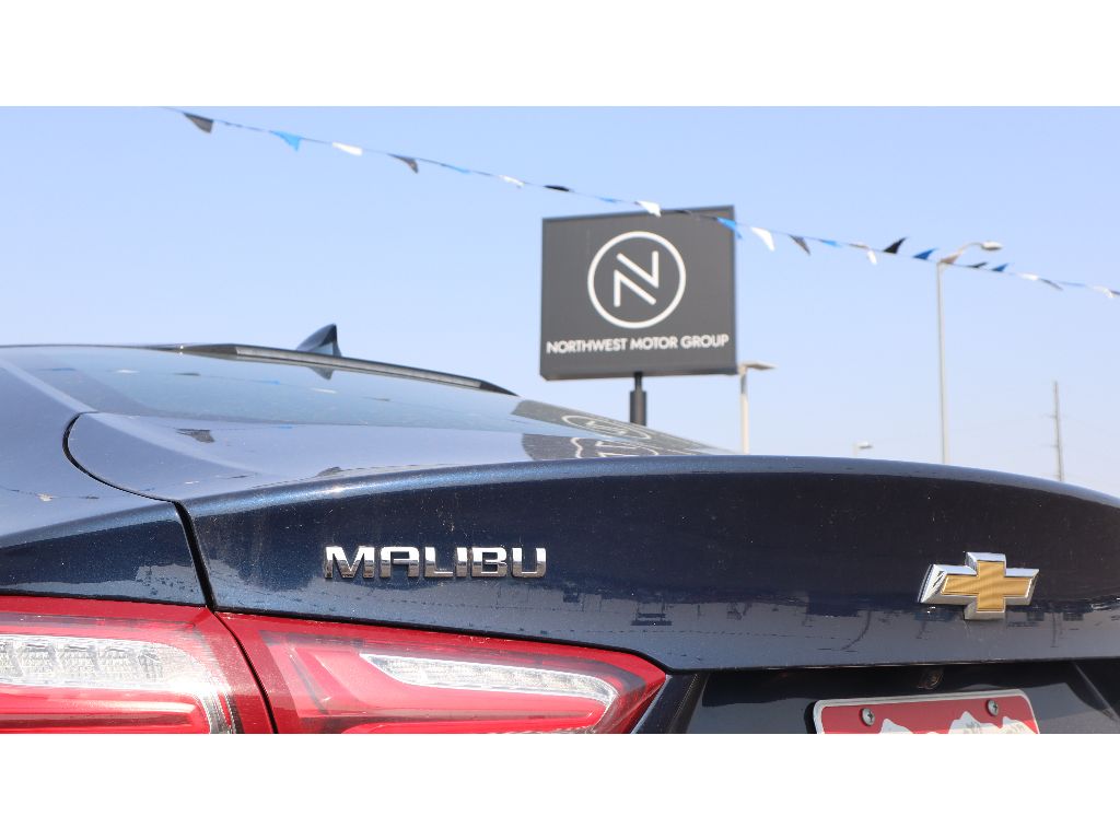2022 Chevrolet Malibu 1LT photo 30