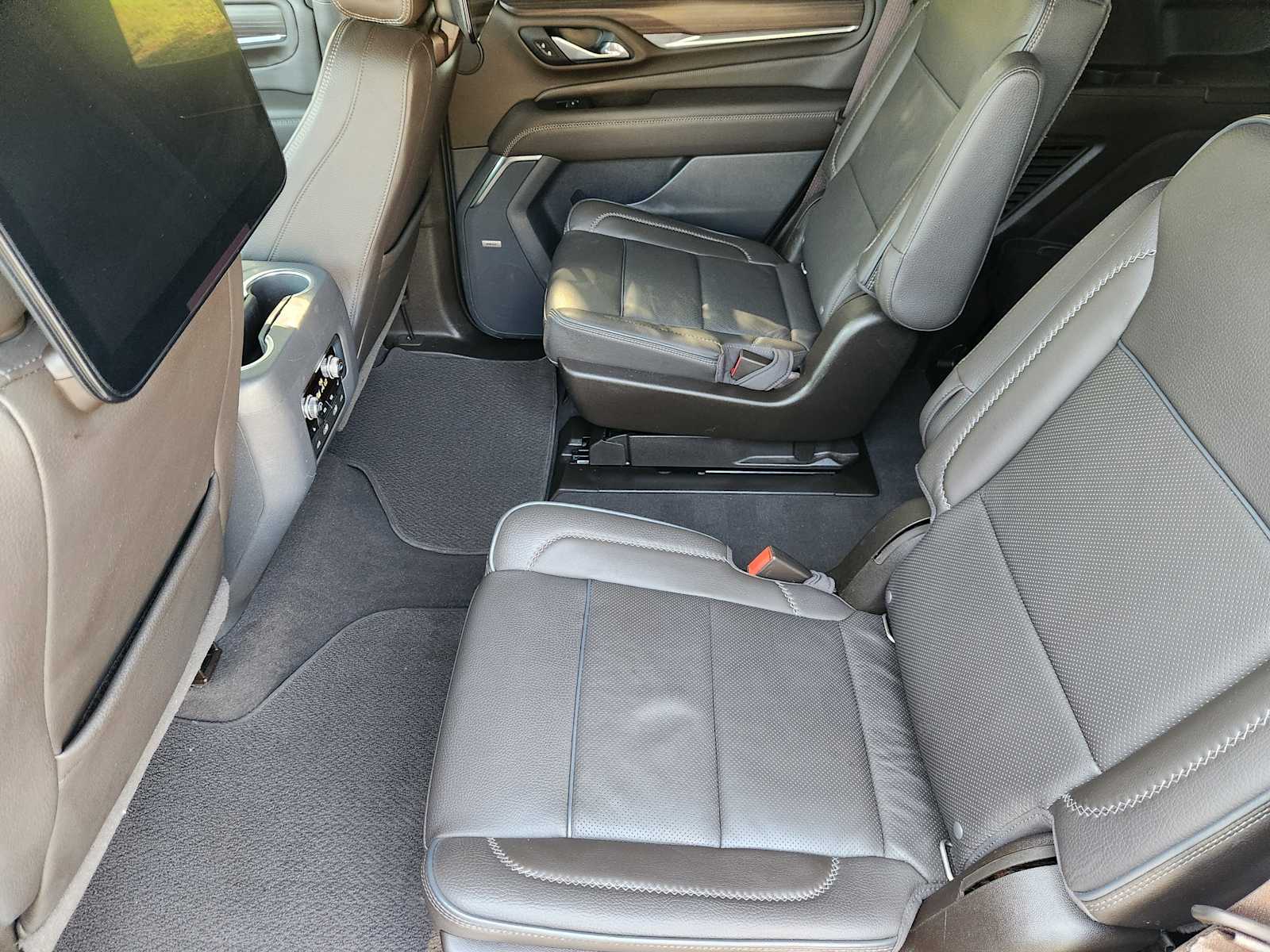 2021 Gmc Yukon Denali photo 27