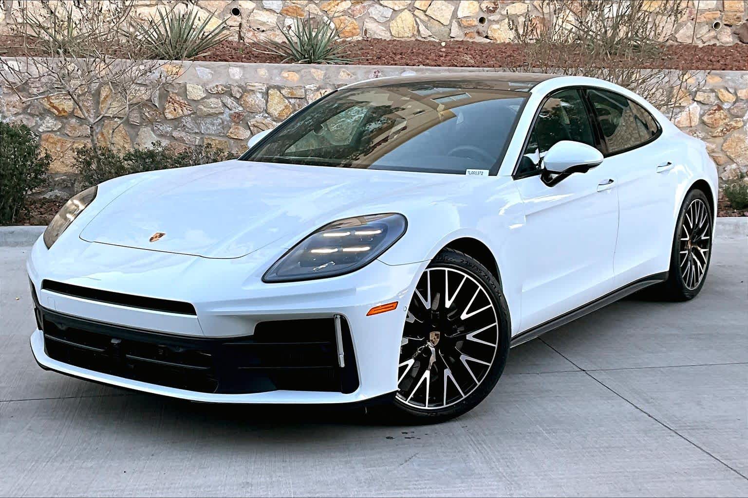 2026 Porsche Panamera Base