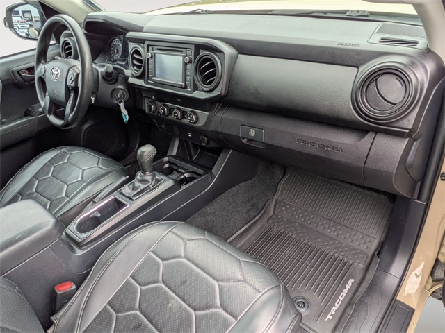 2019 Toyota Tacoma V6 photo 22